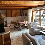 Haus Bachschwalbe *