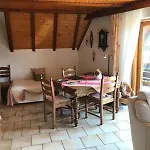 شقة Haus Bachschwalbe *