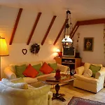 Haus Bachschwalbe ساسباشفالدن