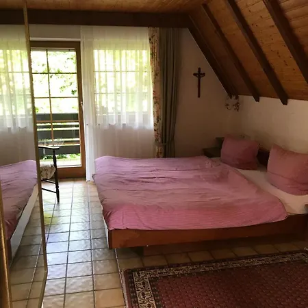 Haus Bachschwalbe Apartamento *