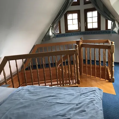 Haus Bachschwalbe *